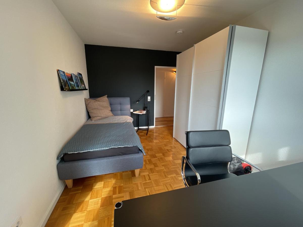 Appartement Region Esslingen - Naehe Messe - Flughafen - Stuttgart - Wohnen Und Arbeiten Auf Zeit In 120M2 Wohlfuehlatmosphaere - Ab 3 Uebernachtungen - Geeignet Fuer 4 Pers Incl Kinder - Beistellbett Moeglich - Kinder Und Tiere Willkommen - Garage F Altbach Buitenkant foto