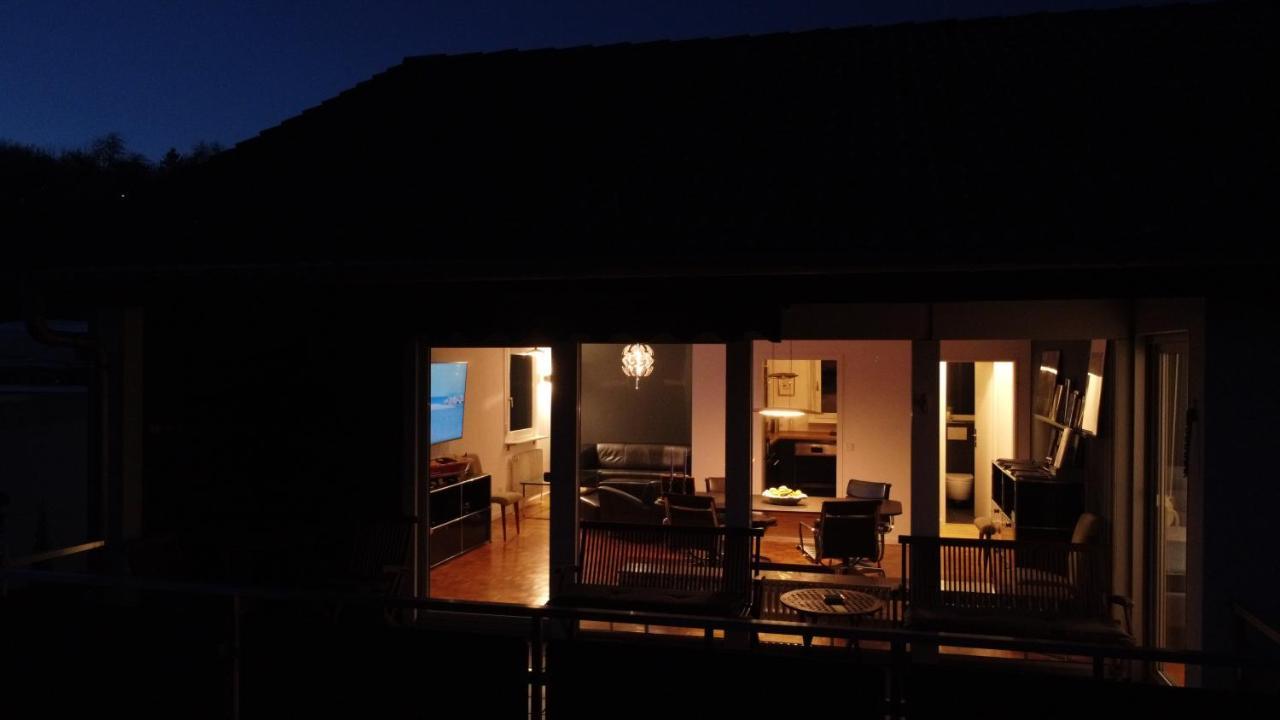 Appartement Region Esslingen - Naehe Messe - Flughafen - Stuttgart - Wohnen Und Arbeiten Auf Zeit In 120M2 Wohlfuehlatmosphaere - Ab 3 Uebernachtungen - Geeignet Fuer 4 Pers Incl Kinder - Beistellbett Moeglich - Kinder Und Tiere Willkommen - Garage F Altbach Buitenkant foto